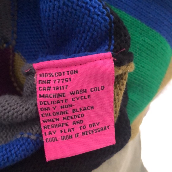 Betsey Johnson cropped sweater - Picture 5 of 5